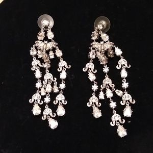 Drop earrings
